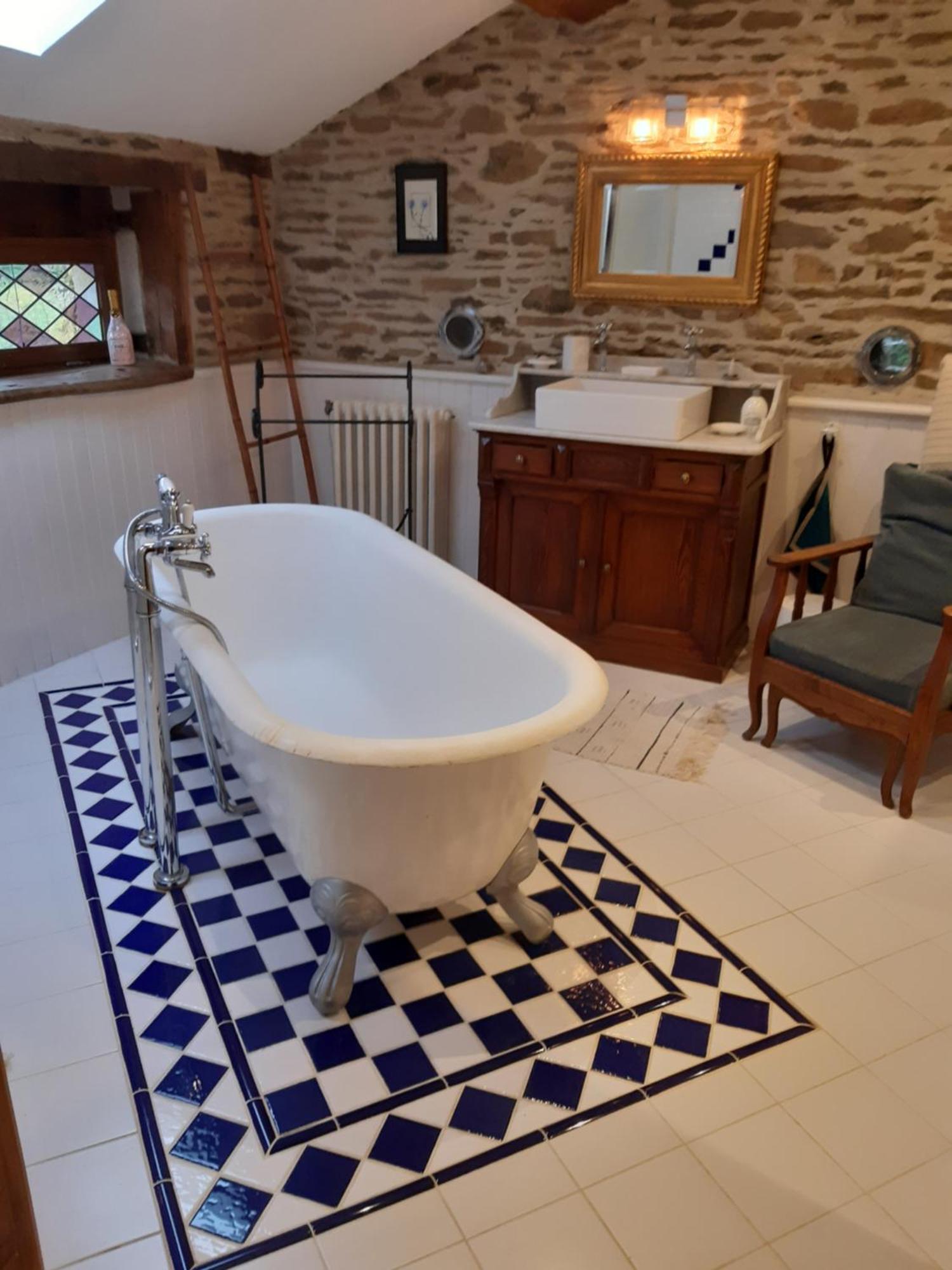 Au Coeur Des Loges Bed & Breakfast Saint-Bonnet-de-Bellac Exterior photo